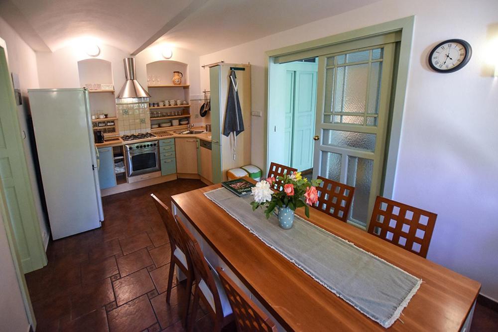 Ferienwohnung Dum V Zahrade Písek Exterior foto